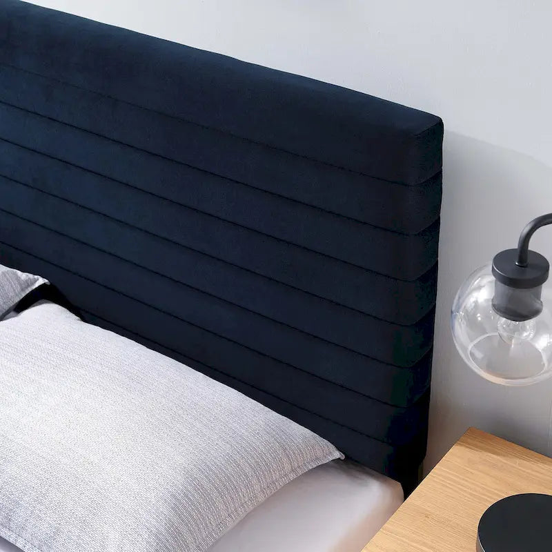 Tête de lit capitonnée en velours de performance pour lit double