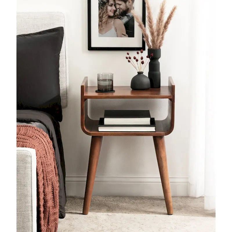 Table d'appoint en bois de manguier massif avec étagère – Brun noyer, 18x14x26 po.