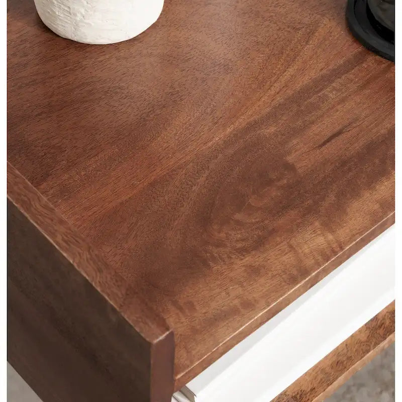 Table d'appoint en bois de manguier massif avec étagère – Brun noyer, 18x14x26 po.